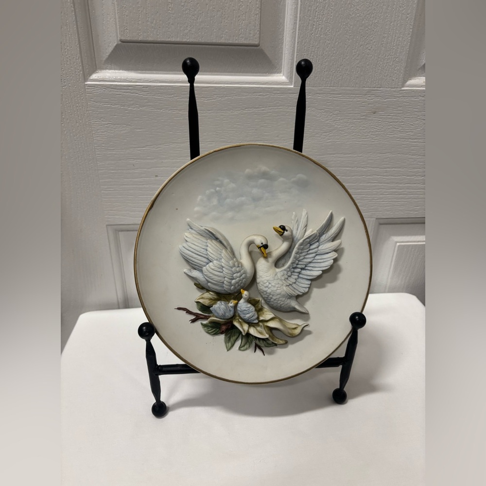 Ardalt Lenwile Relief Plate Vintage 3D Hand Painted Swans Japan #7229 Wall Plate